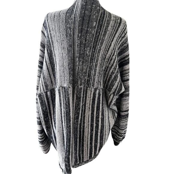 Old Navy Women Knit Cardigan Black White Size XXL Boho Lagenlook Lounge - Picture 2 of 4